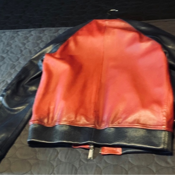 Authentic Dsquared2  leather bomber - Picture 4 of 11